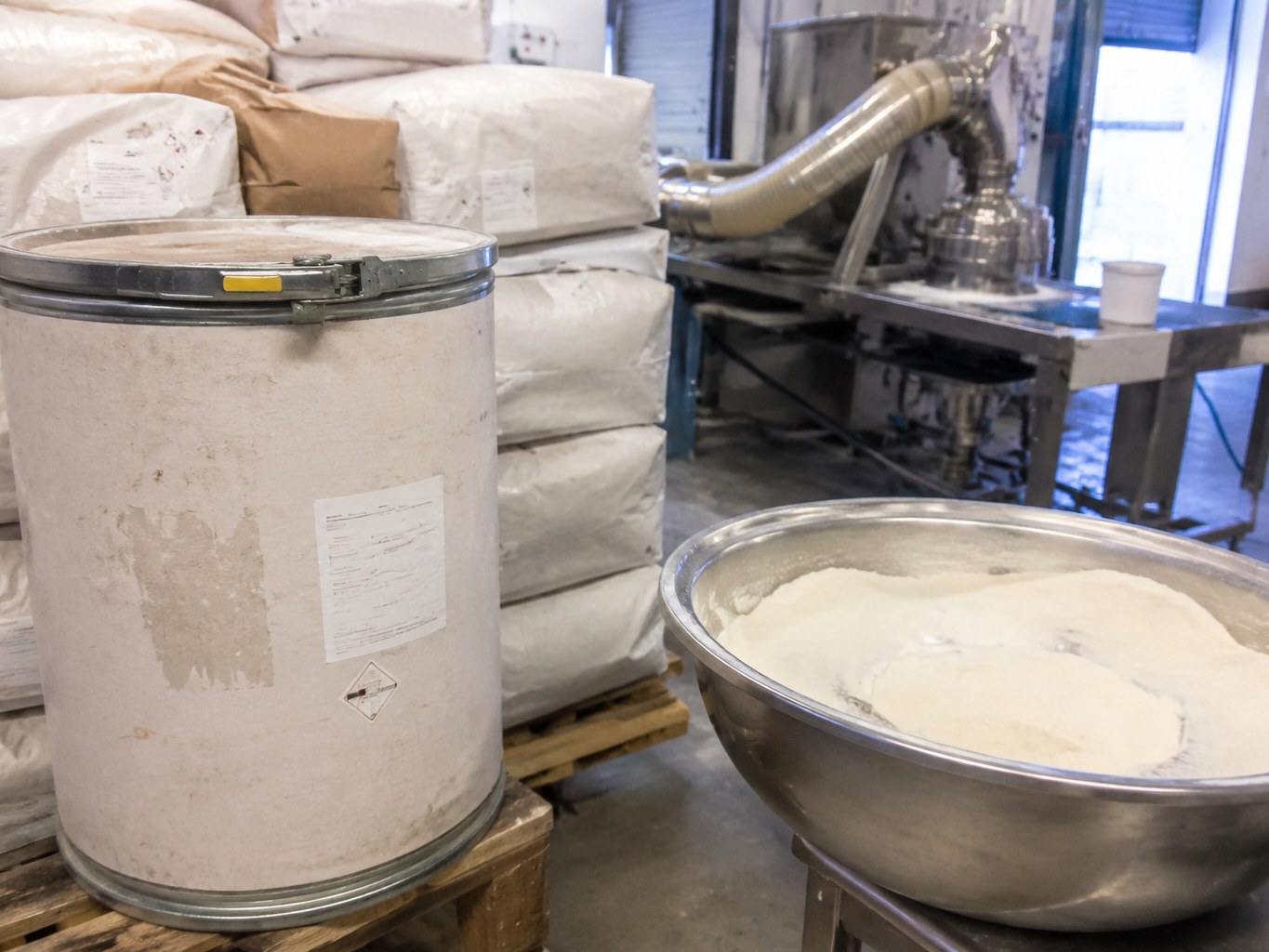 CALCIUM CASEINATE