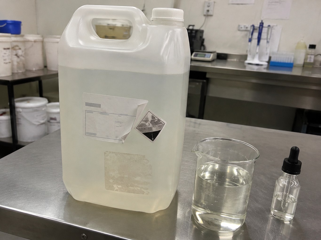 Cetyl Ethylhexanoate