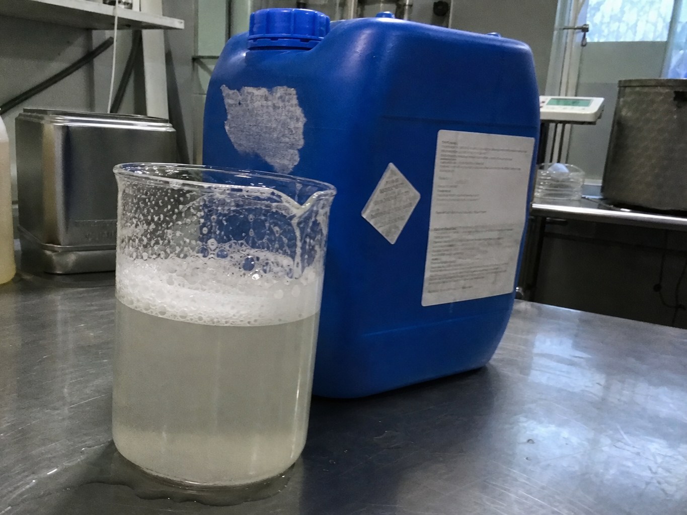 Disodium Cocoamphodiacetate