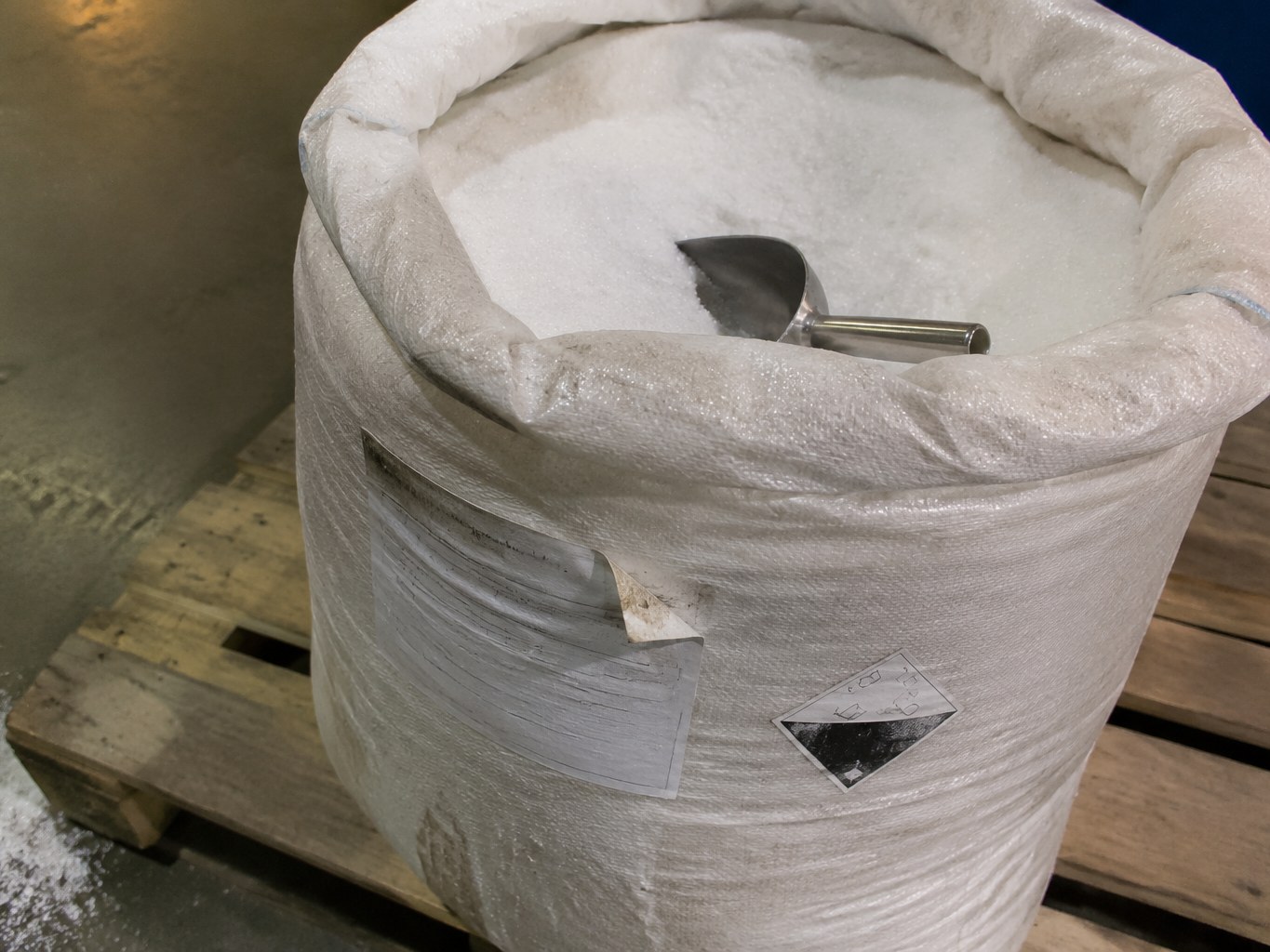 Hydroxylamine Sulphate
