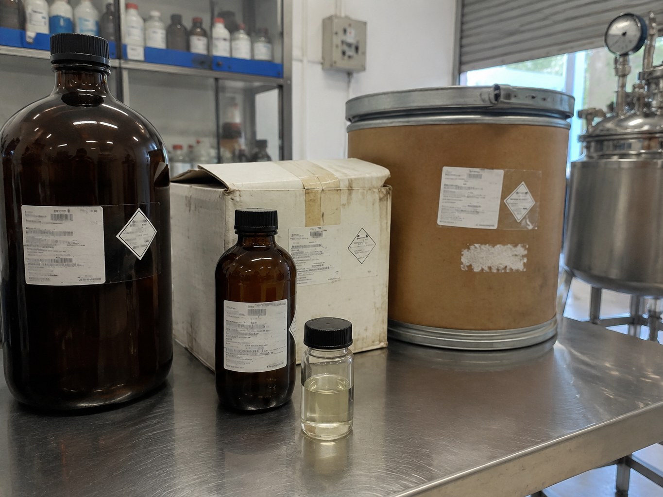 METHYL JASMONATE