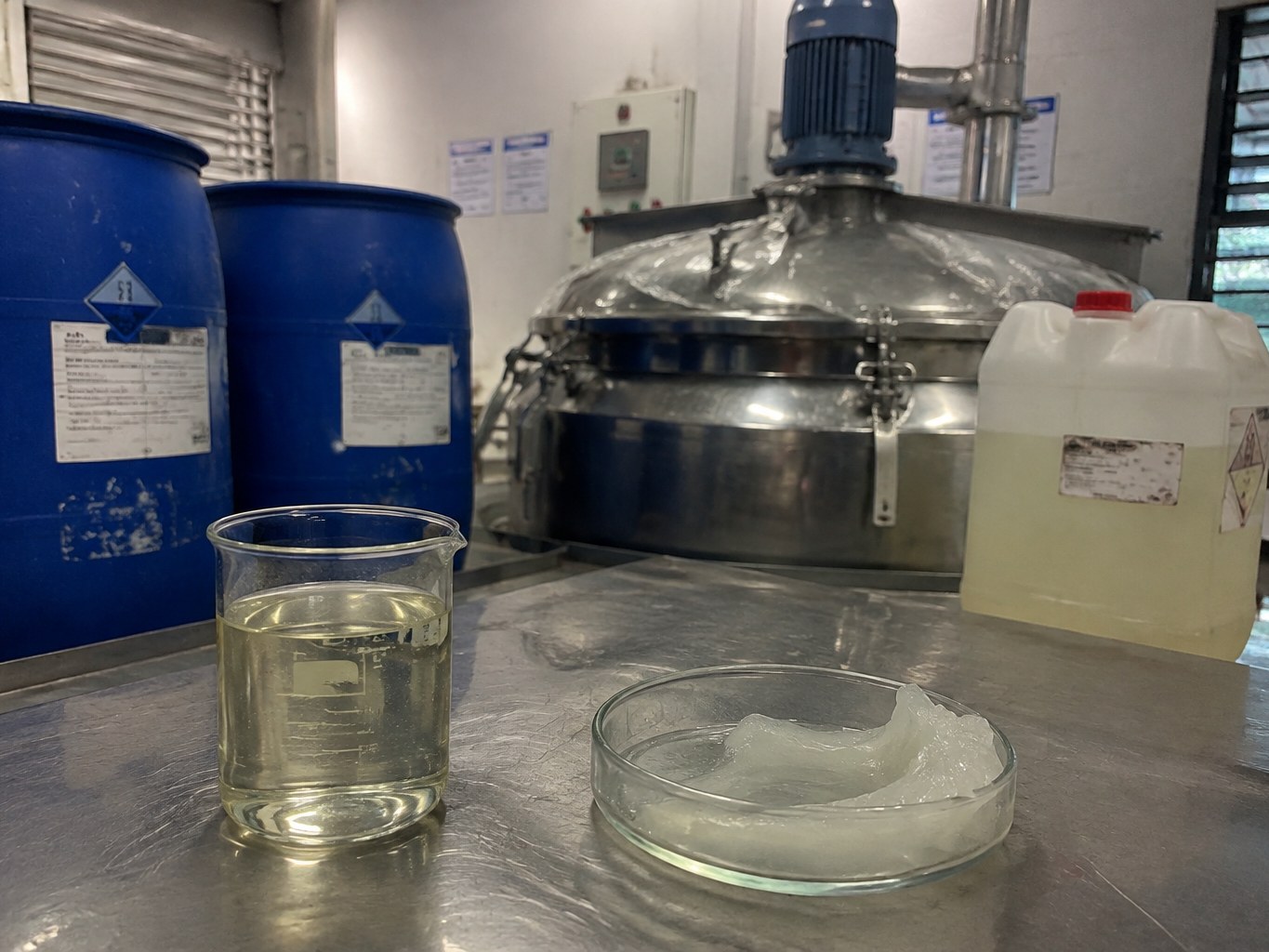 NONOXYNOL-9
