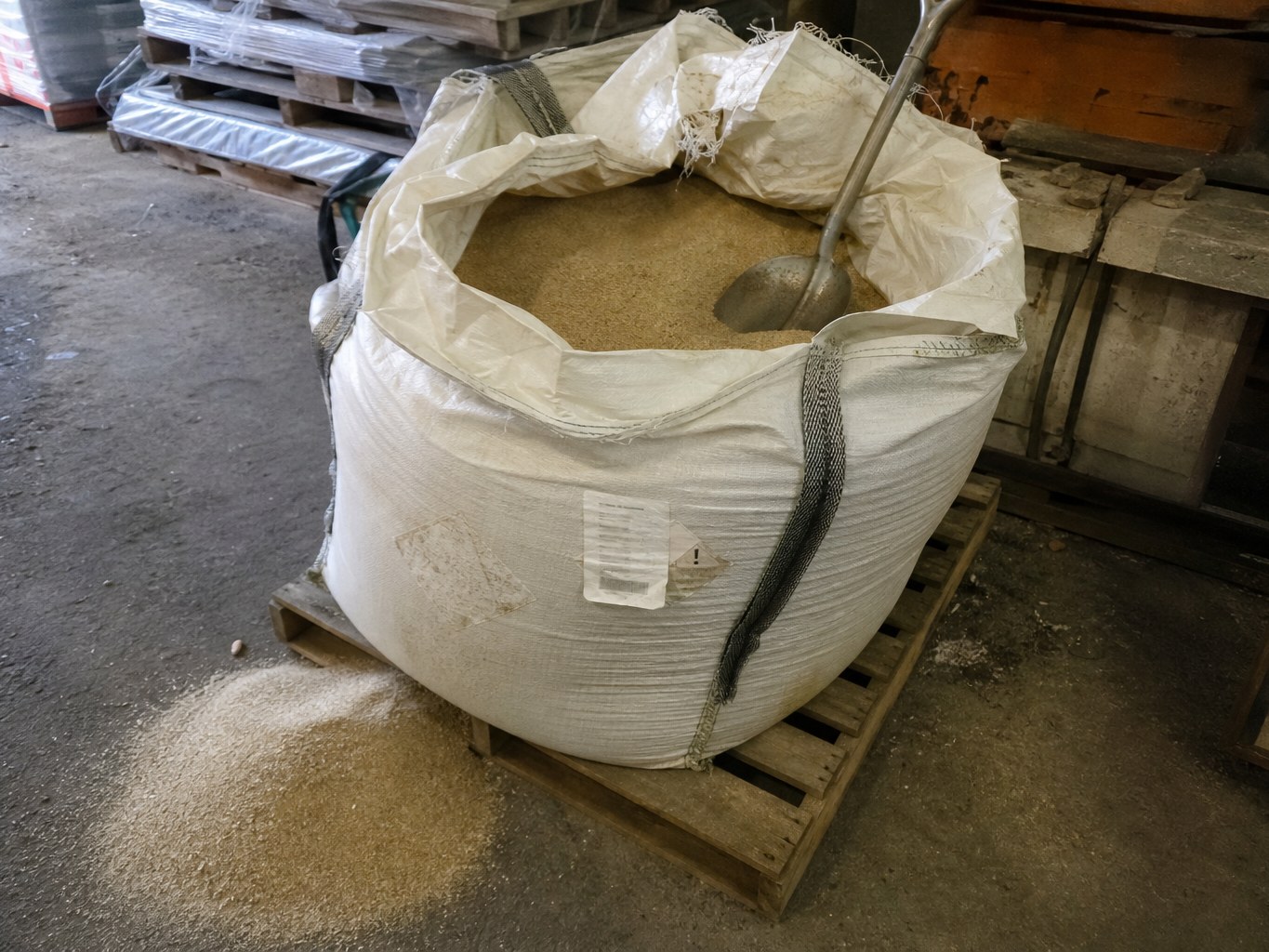 Silica Sand